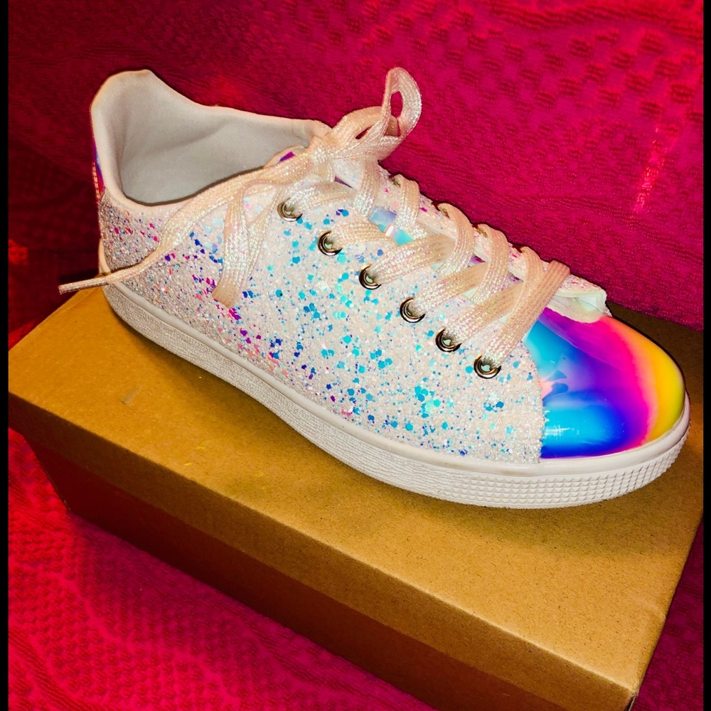 Glitter high fashion sneakers